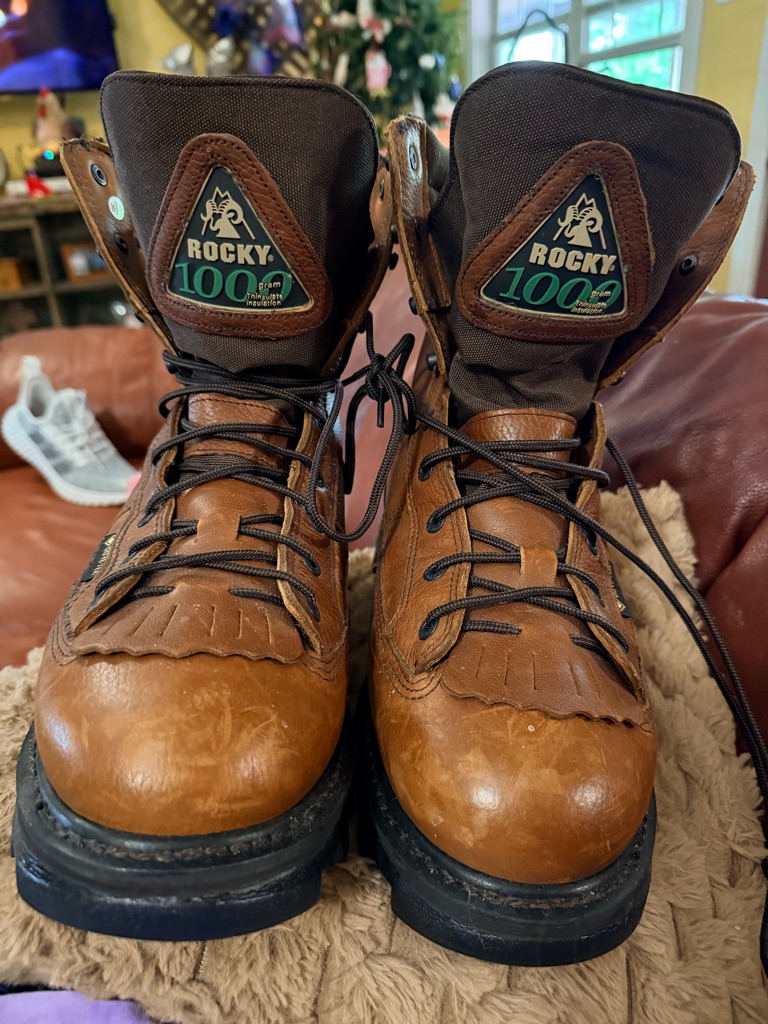 Rocky Men's Brown Leather Work Boots With Insulation And Steel Toe Tip.
